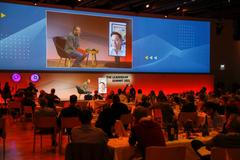 LinkedIn Herberta Diesse Tesla Musk