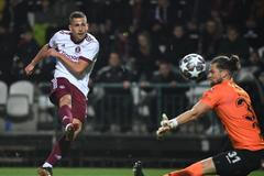 fotbal, Fortuna:Liga 2021/2022, Pardubice - Sparta, Martin Minčev, Marek Boháč, gól