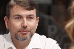 Psycholog: Napětí eskaluje. Zvykli jsme si na to, že denně umírají dva autobusy lidí