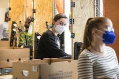 Online Antikvariát Knihobot.cz, pobočka Kolbenova, brigádník, brigáda, pracovní poměr, práce