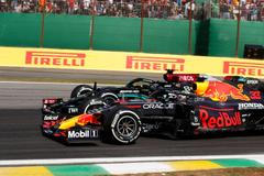 Souboj Maxe Verstappena a Lewise Hamiltona v Sao Paulu