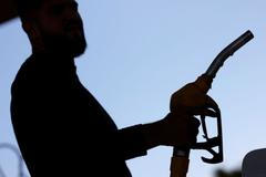 Čerpací stanice - palivo - ilustrace