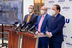 Živě: Vláda jednala o bavorském modelu. Jak bude fungovat? Sledujte TK po jednání