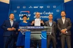 Rok koaliční vlády. Plnila sliby? A bude zvyšovat daně? Šéf Pirátů Bartoš hostem DVTV