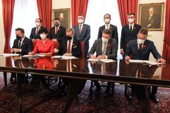 Noví poslanci složí slib. Sledujte ustavující schůzi Poslanecké sněmovny