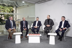 Kam se posunula česká společnost a ekonomika za posledních 30 let? A kterým směrem by se měla vydat