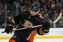 hokej, NHL 2021/2022, Anaheim Ducks at Vegas Golden Knights, Trevor Zegras