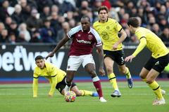 fotbal, anglická liga 2021/2022, Premier League - West Ham United v Chelsea, Michail Antonio