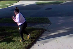 „Pusť tu veverku“, hysterčila panička. Rakce psa dostala miliony lidí do kolen