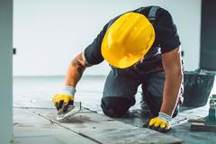 Ilustrační foto / Stavebnictví / Stavba / Bydlení / Stavební průmysl / Řemeslníci / Řemeslník / Práce