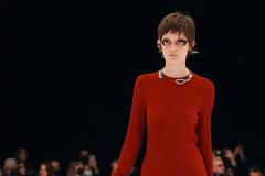 Givenchy, náhrdelník, oprátka, kritika