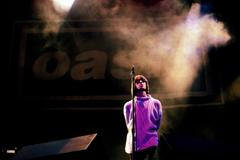 Liam Gallagher, Oasis, 1996