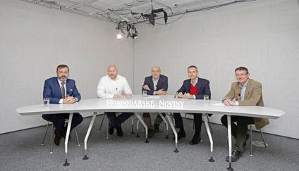 Kulatý stůl - Bankovní identita