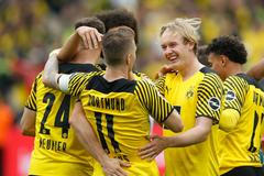 Borussia Dortmund slaví branku v bundeslize