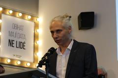 Piráti kampaň Veverka