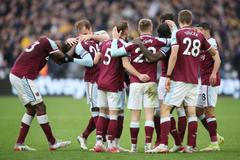 fotbal, anglická liga 2021/2022, Premier League - West Ham United v Chelsea, radost fotbalistů West Hamu