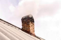 Kouř z komína, ilustrační foto