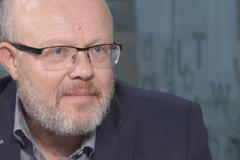 DVTV živě: Jaký má plán na boj s virem? Bude povinné očkování? Budoucí ministr Válek