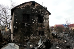 Výbuchy, panika, sirény. Ruská vojska se soustředí na útok na Kyjev