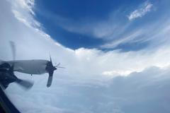 Letadlo, bouře, hurikán