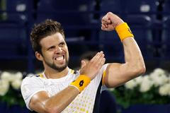 Jiří Veselý slaví postup do finále turnaje v Dubaji