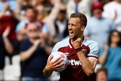 Premier League - West Ham United v Burnley
