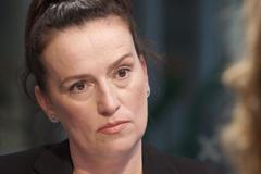 Chábová: Děti z domovů nemají kam jít. Systém příliš nefunguje. Doba se ale láme