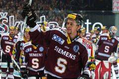 Martin Chabada a hokejisté Sparty v play off 2006