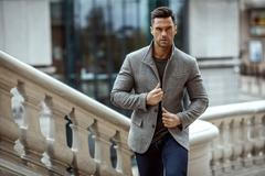 Co by měl nosit módní chlap? Jaké jsou nejmódnější looky pro tuto sezónu?