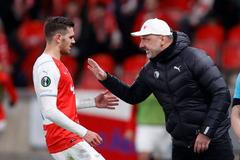 Jindřich Trpišovský a Taras Kačaraba v odvetě 2. kola EKL Slavia - Fenerbahce