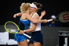 Barbora Krejčíková a Kateřina Siniaková v semifinále Turnaje mistryň 2021