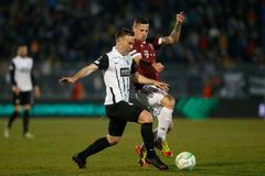 Saša Zdjelar a Martin Minčev v odvetě 2. kola EKL Partizan - Sparta