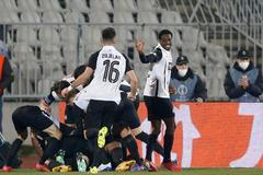 Hráči Partizanu slaví gól v odvetě 2. kola EKL Partizan - Sparta