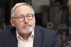 Hostomský: Slavme odchod delty a příchod omikronu. Životnost současných vakcín končí