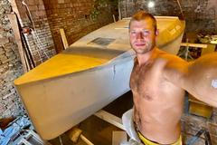 Postavil si loď a přeplul Atlantik: Byl to útěk z bláznivého světa kolem, říká Krysta