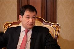 Dmitrij Polanskij, ruský diplomat při OSN, v rozhovoru pro Sky News v New Yorku