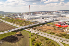 Škoda Auto zahájila výstavbu čtyřproudého mostu Laurina & Klementa přes D10