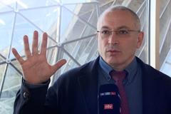 Poznal Putina velmi dobře. "Necouvejte před ním. Je to bandita," tvrdí bývalý oligarcha