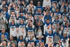 Finští fanoušci na hokejovém MS 2022 v Tampere