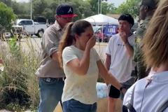 Biden po masakru na základní škole: Proč tohle dovolujeme? Proč se nepostavíme zbraňové lobby?