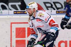 Kladenský hokejový útočník Nicolas Hlava