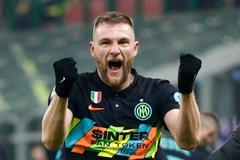 fotbal, italská liga 2021/2022, Serie A - Inter Milán - Lazio, Milan Škriniar