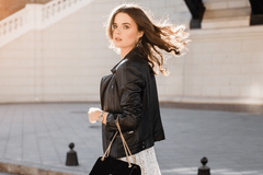 Vsaďte na eleganci – zvolte ty nejmódnější outfity pro ženy