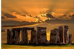Stonehenge, hlavní fotka, žena.cz