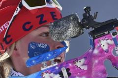 Markéta Davidová v hromadném závodě na 12,5 km na ZOH 2022 v Pekingu