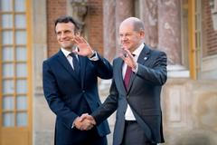 Emmanuel Macron Olaf Scholz
