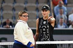 French Open 2022, 1. den (Kristina Mladenovičová)