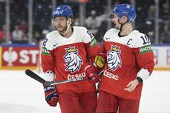 David Pastrňák a Roman Červenka