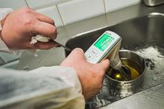 Kontrola kvality fritovacích olejů