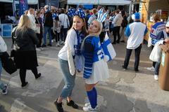 Finské fanynky na hokejovém MS 2022 v Tampere